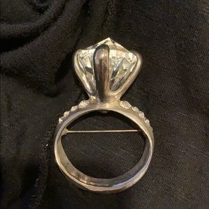 Diamond ring fashion pin